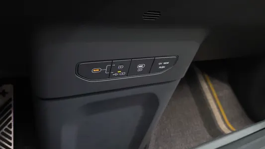 Kia EV9 4WD 2023 17