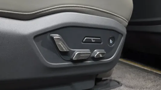Kia EV9 4WD 2023 28
