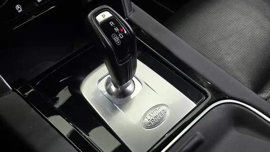 Land Rover 2 D180 S 2020 9