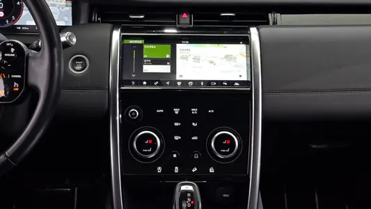 Land Rover 2 D180 S 2020 13