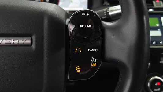 Land Rover 2 D180 S 2020 18