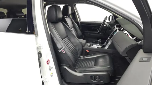 Land Rover 2 D180 S 2020 26