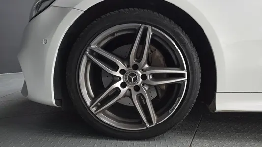 Mercedes-Benz E-Class W213 E220d 2019 5
