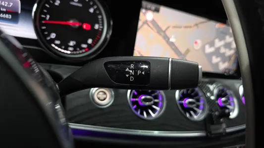 Mercedes-Benz E-Class W213 E220d 2019 9