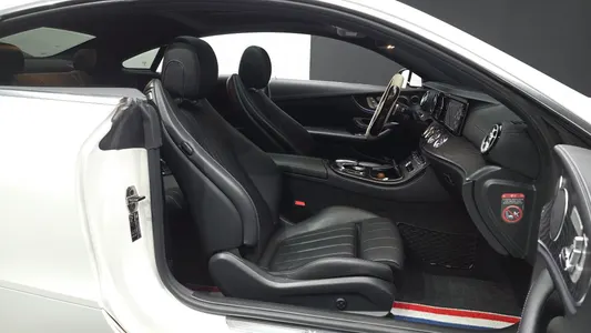 Mercedes-Benz E-Class W213 E220d 2019 11