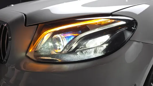 Mercedes-Benz E-Class W213 E220d 2019 23