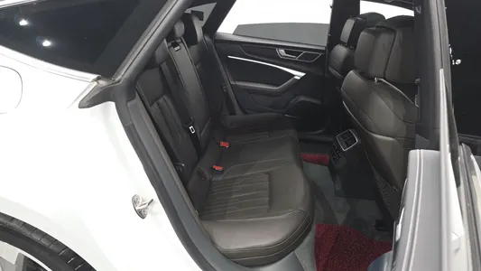 Audi A7 (4K) 50 TDI 2021 11