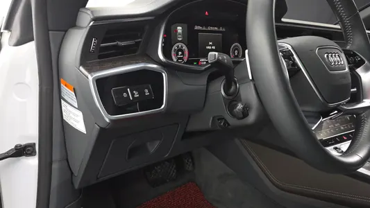 Audi A7 (4K) 50 TDI 2021 12