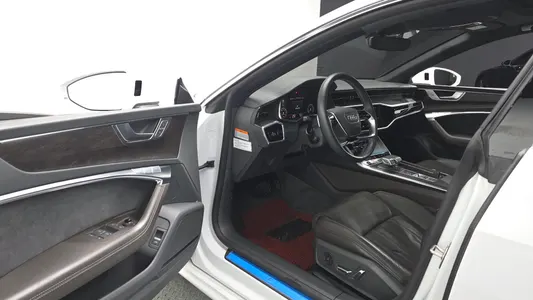 Audi A7 (4K) 50 TDI 2021 9