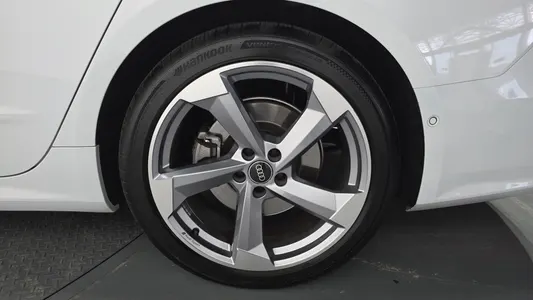 Audi A7 (4K) 50 TDI 2021 21