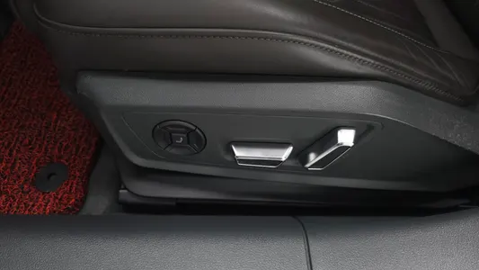 Audi A7 (4K) 50 TDI 2021 36