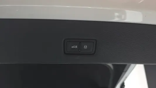 Audi A7 (4K) 50 TDI 2021 39