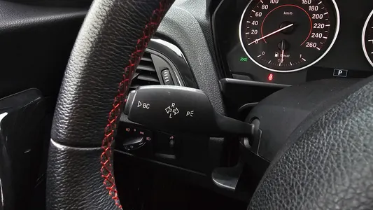 BMW 1 Series (F20) 120d 2 5 2013 19
