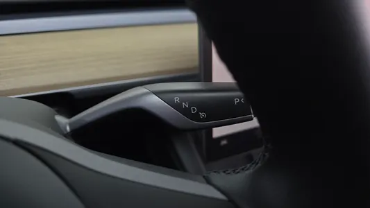 Tesla Y RWD 2023 9