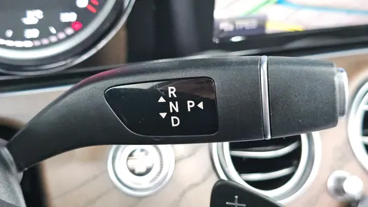 Mercedes-Benz E-Class W213 E220d 4MATIC 2019 9