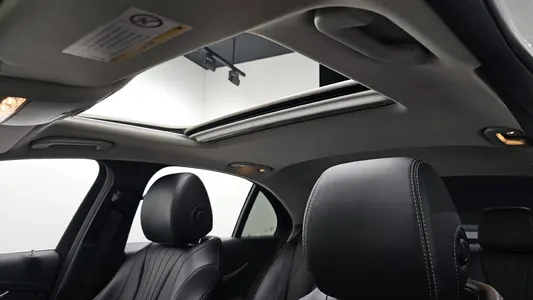 Mercedes-Benz E-Class W213 E220d 4MATIC 2019 17