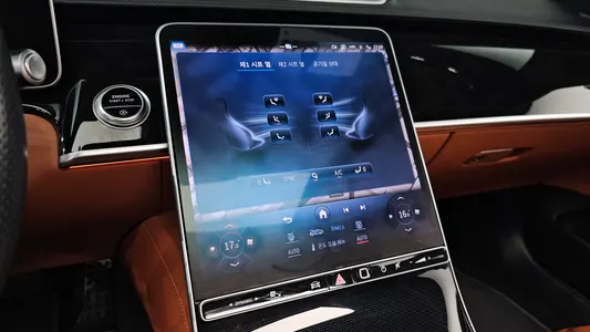 Mercedes-Benz S-Class W223 S500L 4MATIC 2024 17