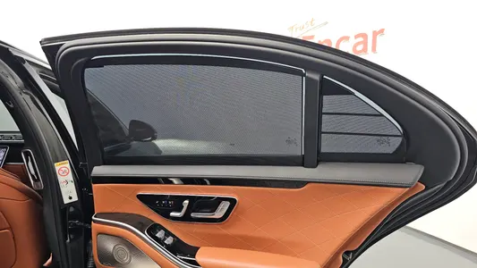 Mercedes-Benz S-Class W223 S500L 4MATIC 2024 37