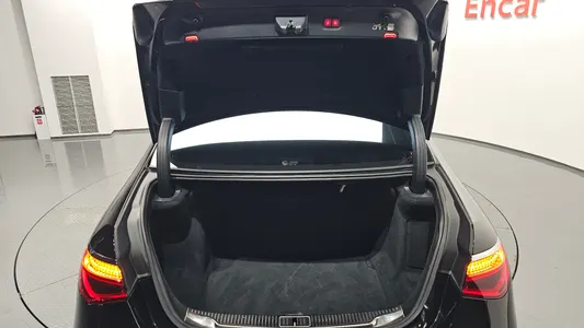 Mercedes-Benz S-Class W223 S500L 4MATIC 2024 40