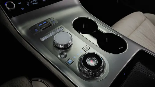 Genesis GV70 2.5T 2WD 2024 9