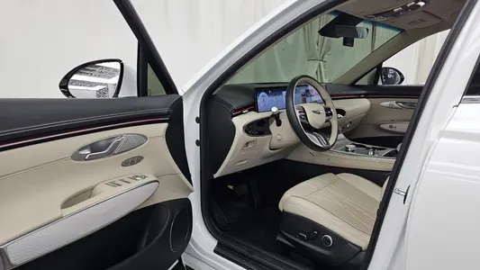 Genesis GV70 2.5T 2WD 2024 10