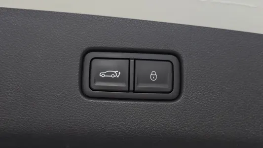 Genesis GV70 2.5T 2WD 2024 27