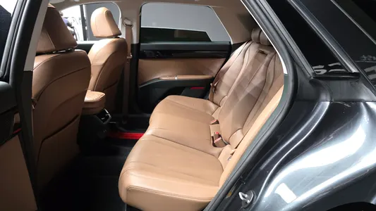 Hyundai (GN7) 2024 26