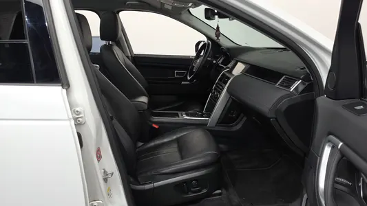 Land Rover 디스커버리 스포츠 2.0 TD4 SE 2019 26