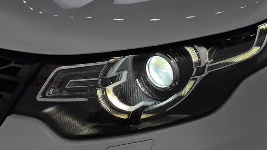 Land Rover 디스커버리 스포츠 2.0 TD4 SE 2019 22