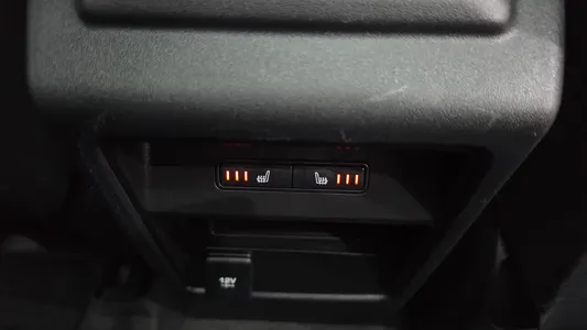 Land Rover 디스커버리 스포츠 2.0 TD4 SE 2019 33