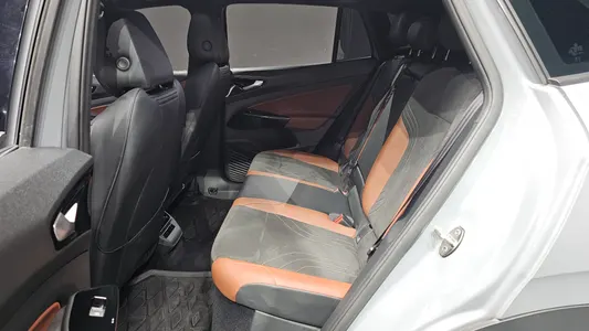 Volkswagen ID.4 2023 11