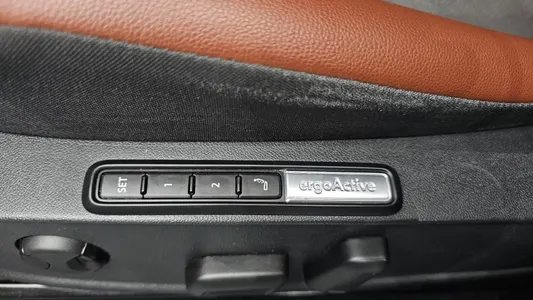 Volkswagen ID.4 2023 32
