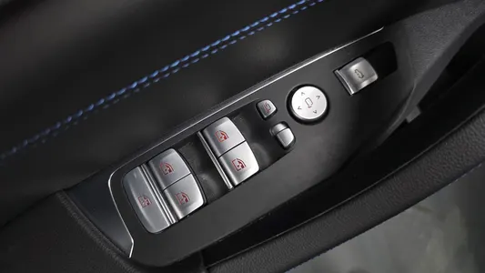 BMW iX3 M 2024 33