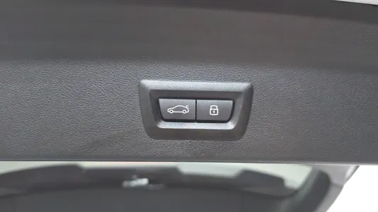 BMW iX3 M 2024 27