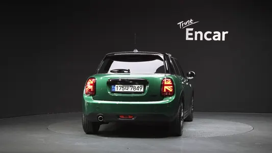 MINI 쿠퍼 5 2021 4