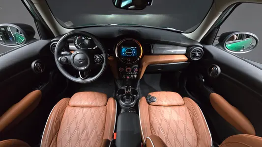 MINI 쿠퍼 5 2021 7