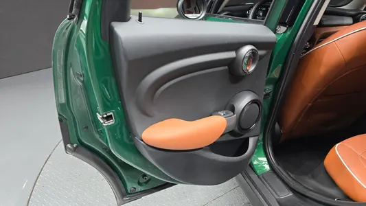 MINI 쿠퍼 5 2021 26