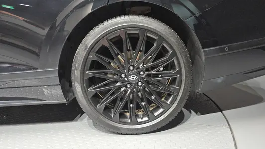 Hyundai (GN7) 2024 21
