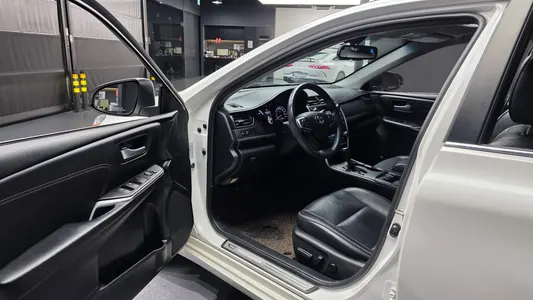 Toyota 캠리 XLE 2016 10