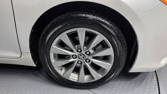 Toyota 캠리 XLE 2016 22