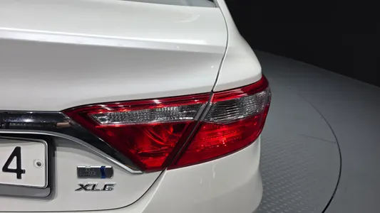Toyota 캠리 XLE 2016 24