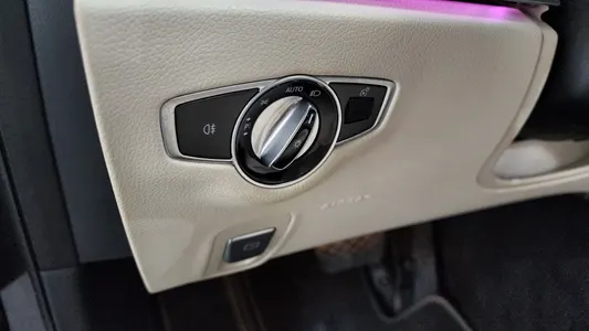 Mercedes-Benz E-Class W213 E300e 4MATIC 2021 27