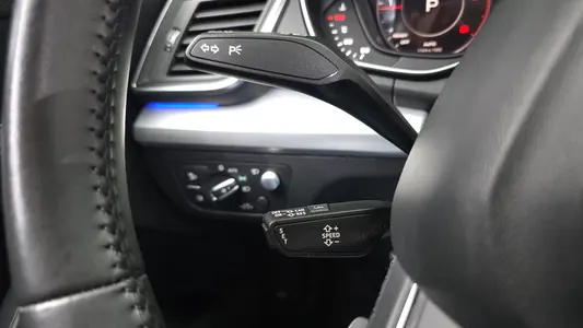 Audi Q5 (FY) 40 TDI 2020 17