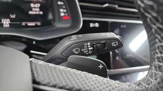 Audi SQ7 (4M) 4.0 TFSI 2026 28