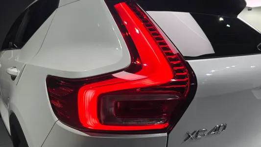 Volvo XC40 B4 2021 23
