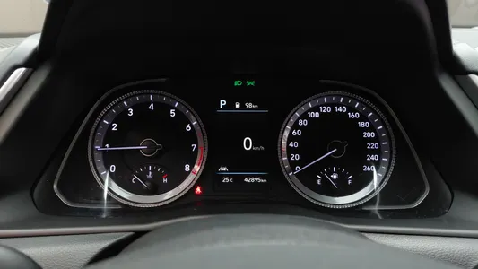 Hyundai (DN8) 2.0 2022 8
