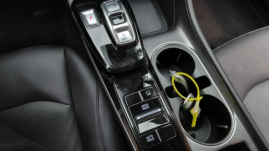Hyundai (DN8) 2.0 2022 9