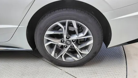 Hyundai (DN8) 2.0 2022 21