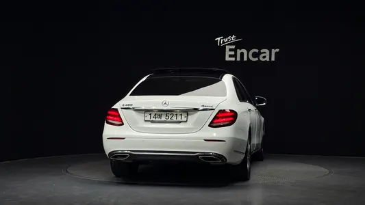 Mercedes-Benz E-Class W213 E400 4MATIC 2017 4
