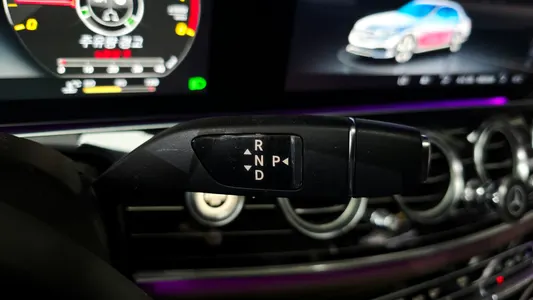 Mercedes-Benz E-Class W213 E400 4MATIC 2017 9